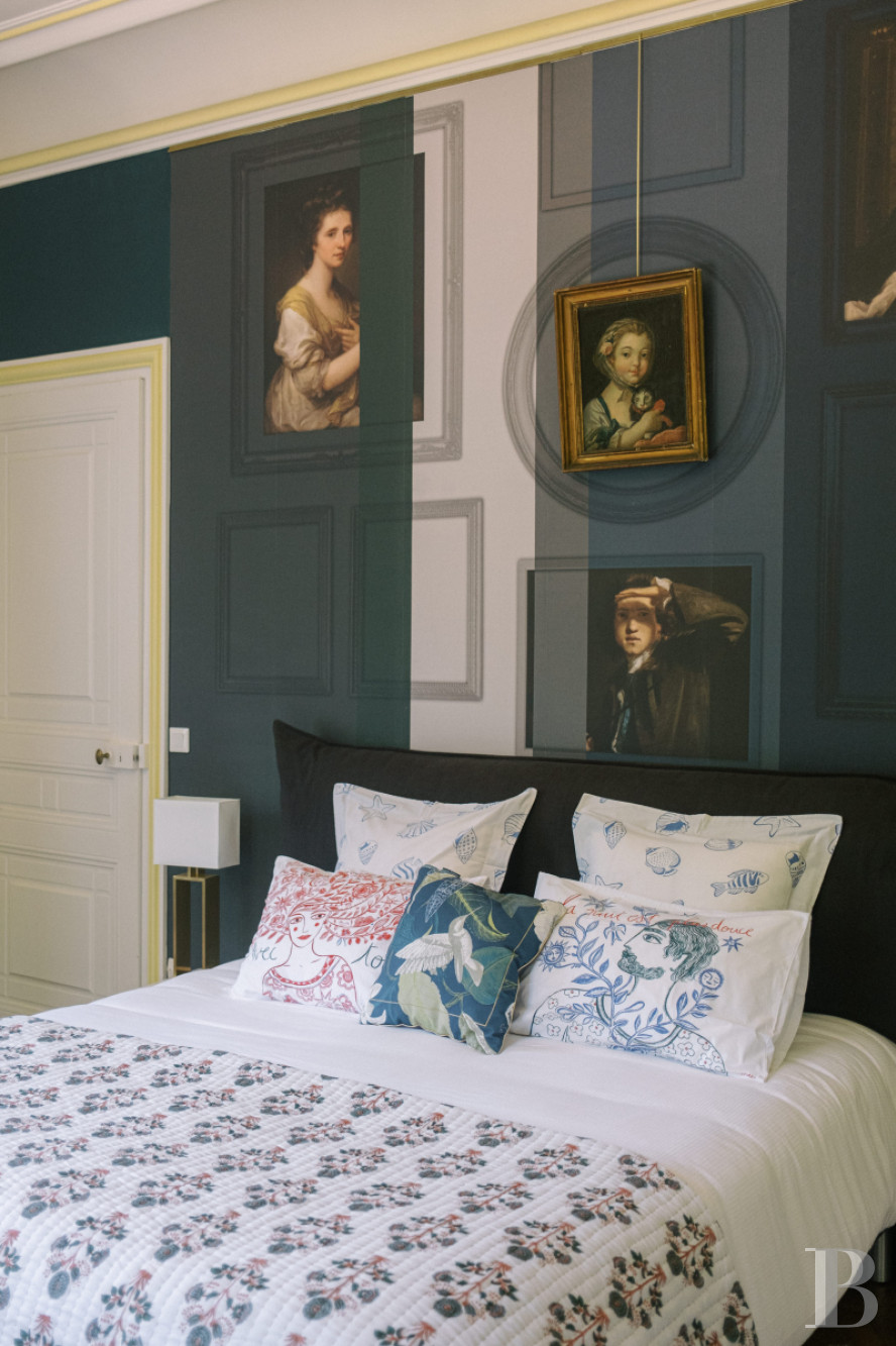 Dans le Calvados, au sud-est de Caen,  un château classique du 18e siècle tout en couleurs - photo  n°13